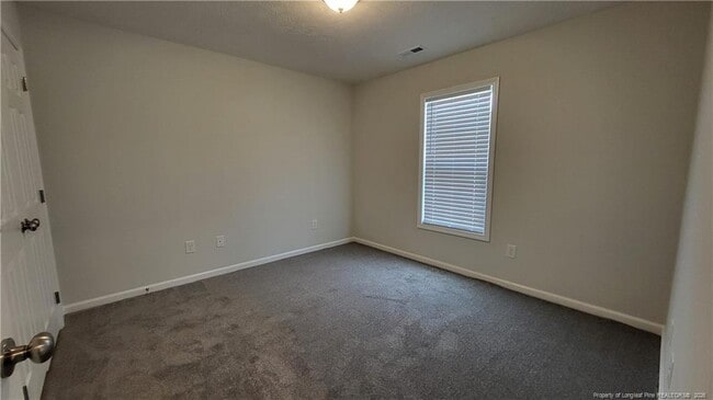 Building Photo - 1101 Woodridge Dr