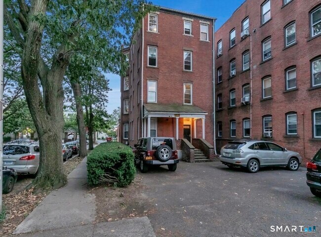 Building Photo - 189 Wooster St