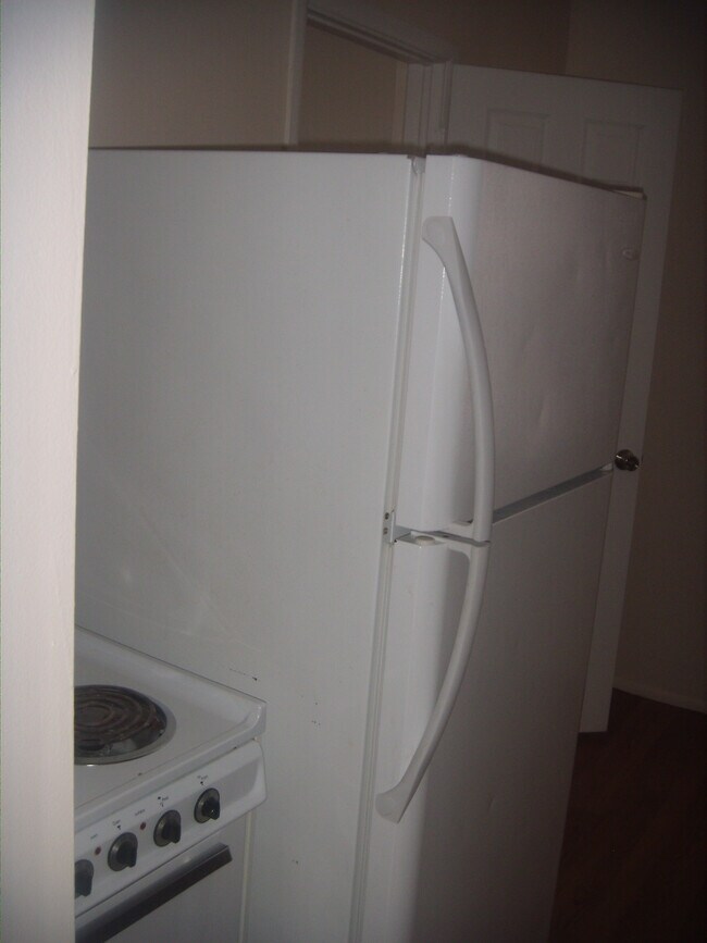 Building Photo - 501 Washtenaw Rd