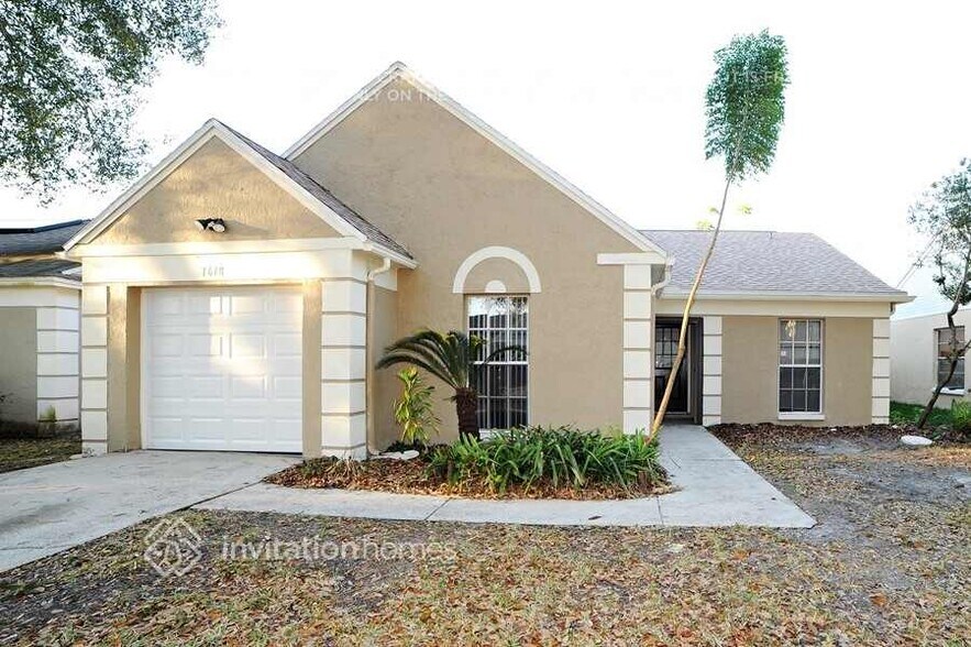 Primary Photo - 1618 Crossridge Dr