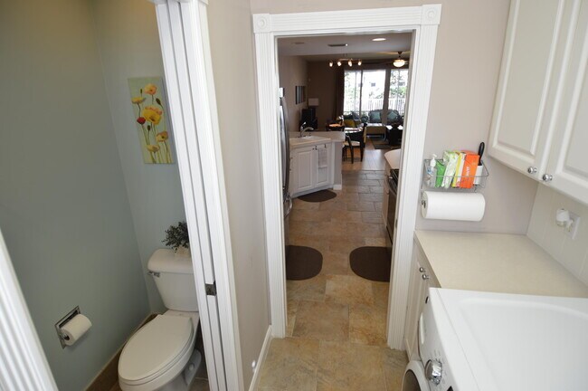 Building Photo - 504 Capistrano Dr