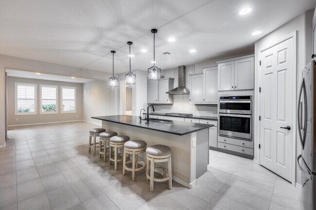 Building Photo - 7308 W Tombstone Trail