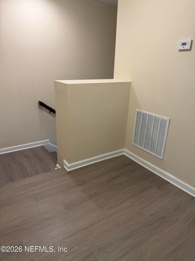 Building Photo - 156 Nelson Ln