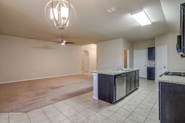 Building Photo - Amazing 4 Bed, 2 Bath in the Highly Desired Villages-Eagle Mountain- 76179- Eagle Mountain/Sagina...
