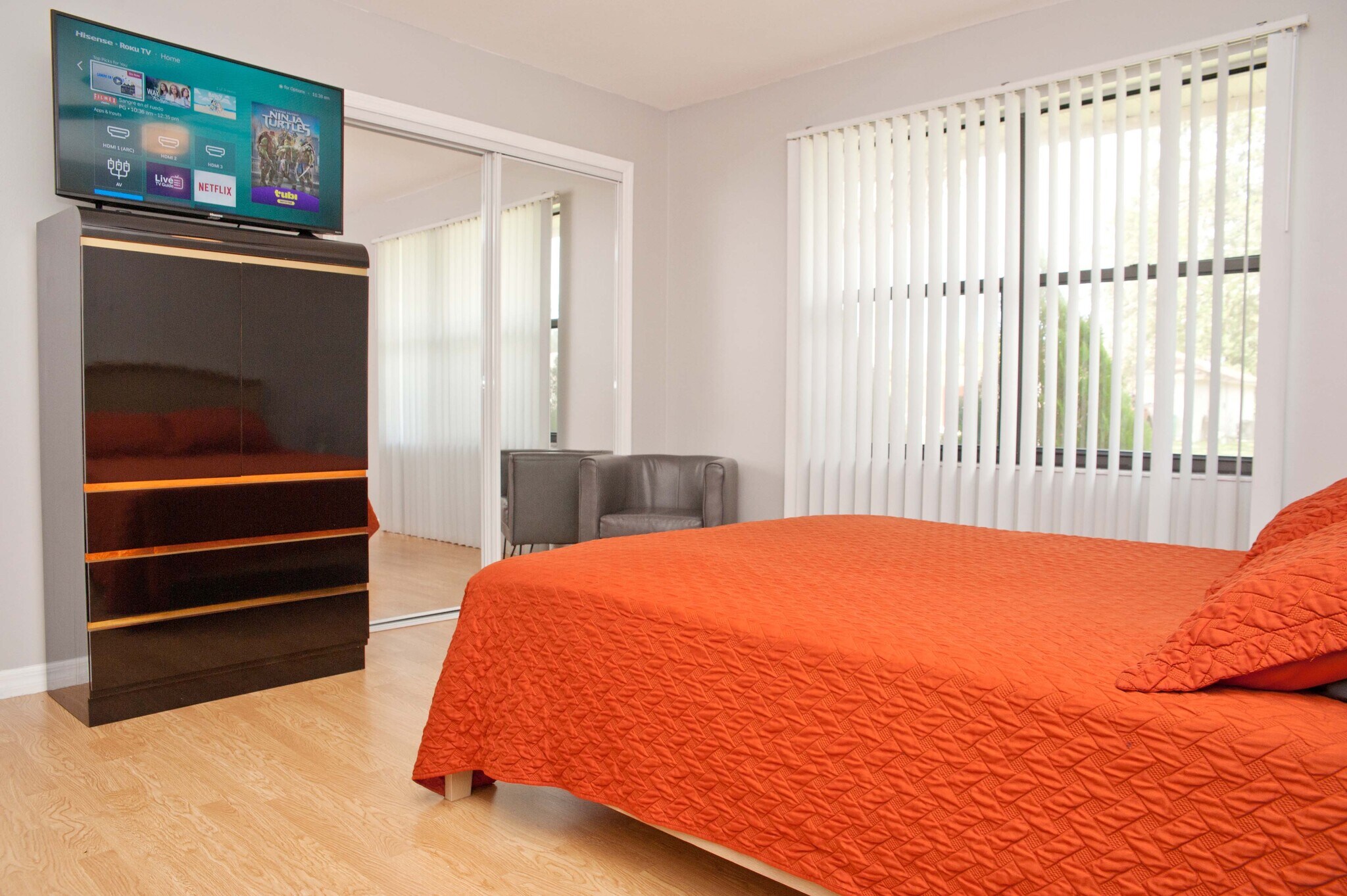 Building Photo - 722 SE Thanksgiving Ave