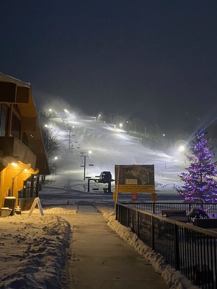 Building Photo - 5712 Shanty Creek Rd