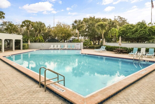 Building Photo - 1040 Hali Ridge Ct