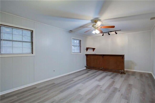 Building Photo - 1357 Monfort Rd