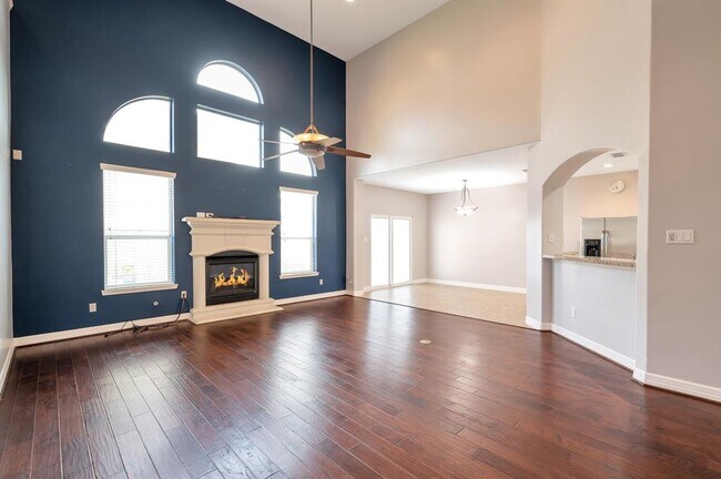 Building Photo - 3319 Viking Landing Ct