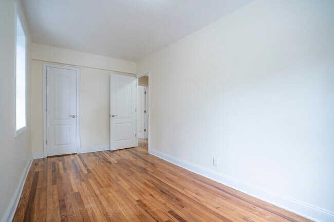 Building Photo - 667 Brooklyn Ave