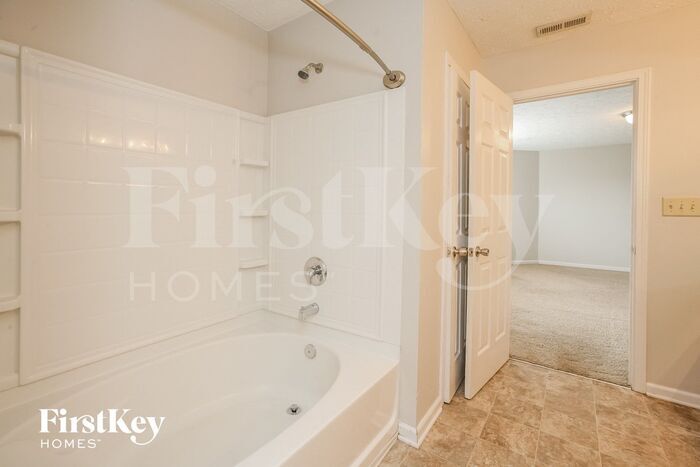 Building Photo - 2473 Foxtail Dr