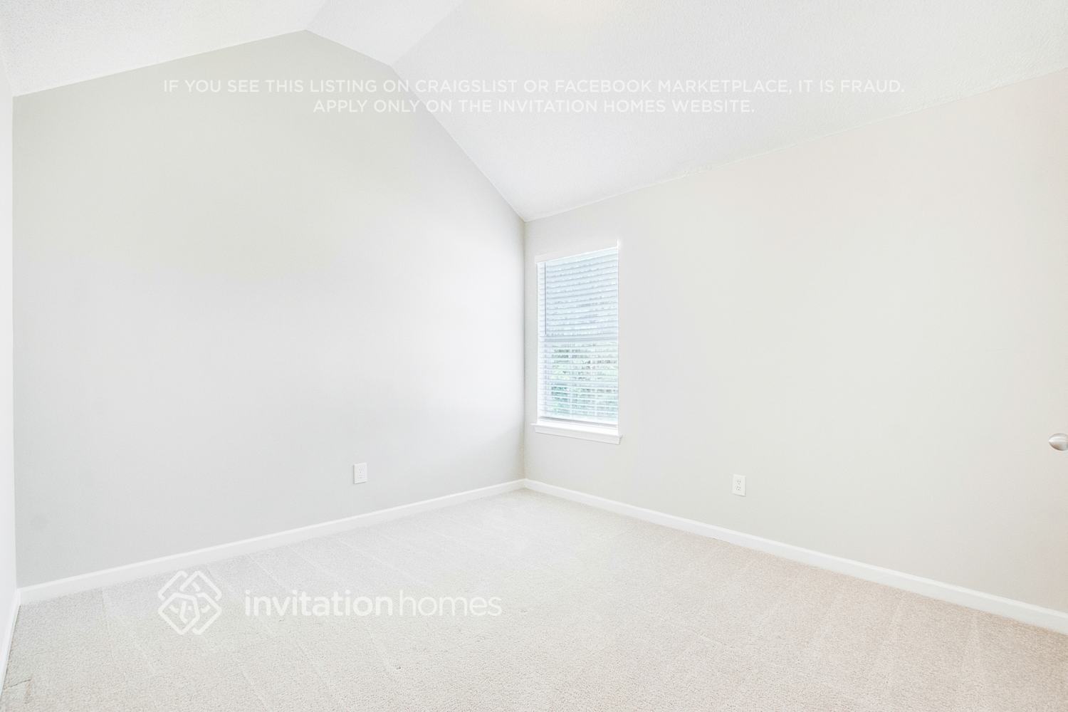 Building Photo - 2585 Thunder Basin Way