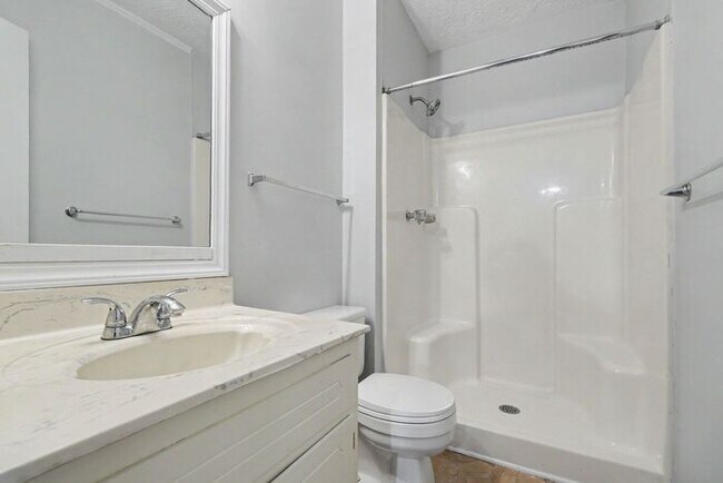 Building Photo - 3BR/2BA Ranch Home in Great School District Near Mall of Georgia!
