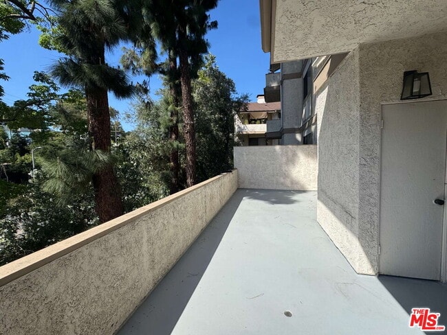 Building Photo - 3480 Barham Blvd