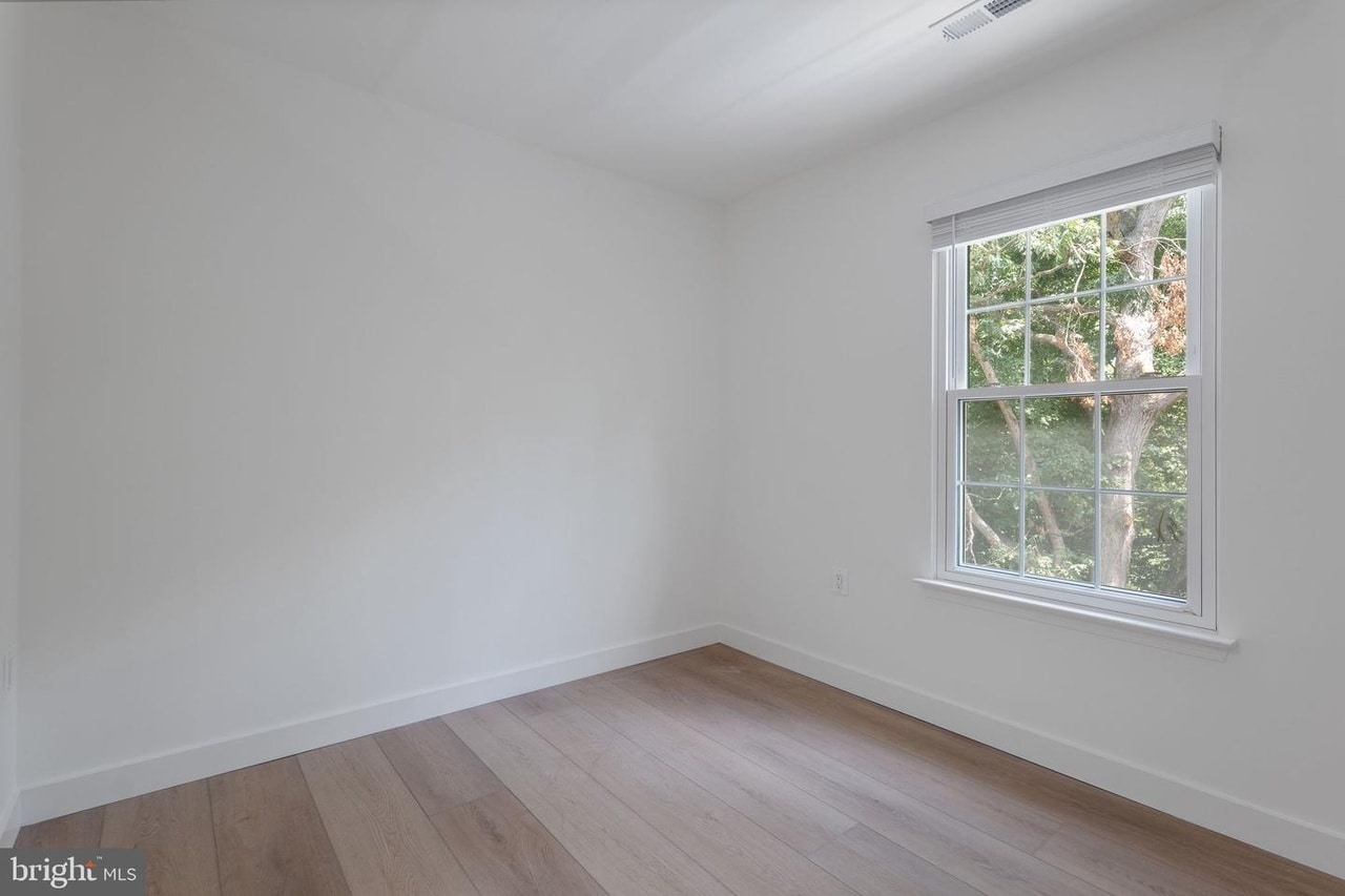 Building Photo - 19001 Grotto Ln