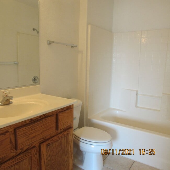 Building Photo - 1311 Wapati Dr