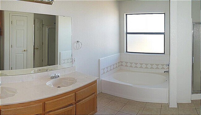Building Photo - 2903 Westwood Dr