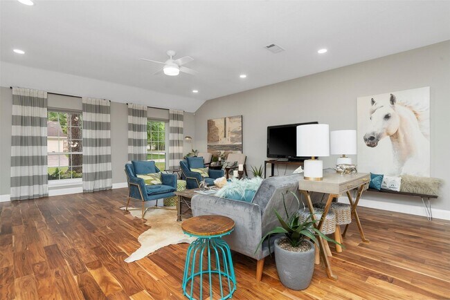 Building Photo - 36 White Bark Pl