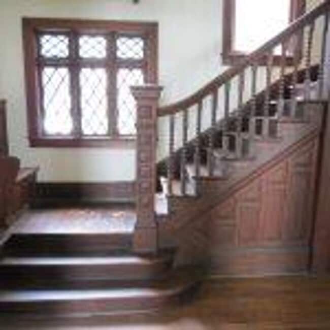 Building Photo - 604 W Elm St