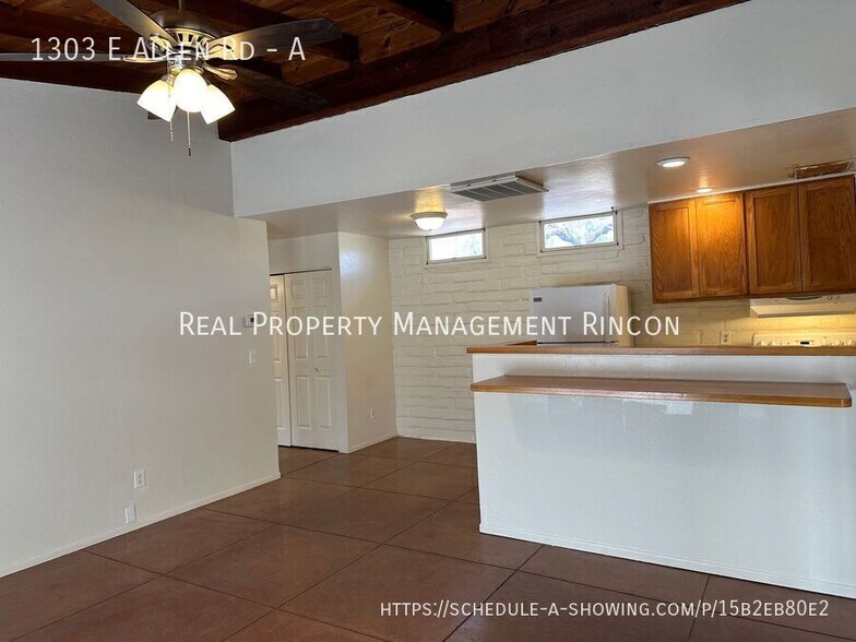 Building Photo - 1303 E Allen Rd