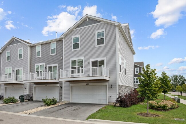 Building Photo - 553 Wolverine Dr