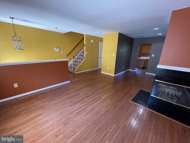 Building Photo - 4228 Pinefield Ct