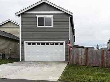 Building Photo - 1642 NW 5th Ave