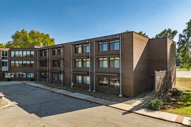 Alternate Exterior - Southview Manor