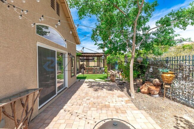 Building Photo - 1494 Cilento Ct