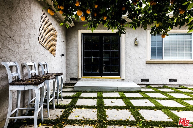 Building Photo - 22022 Lopez St