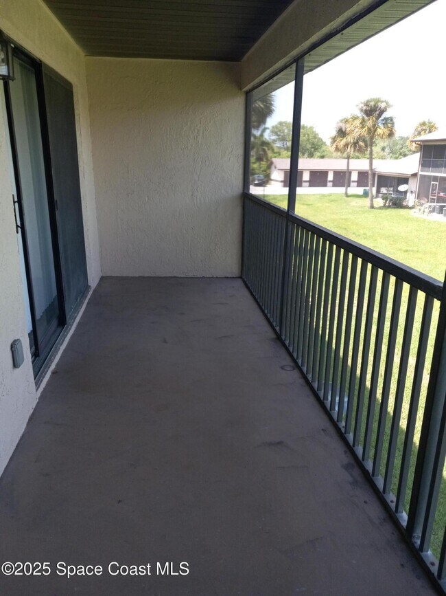 Building Photo - 1067 Ellen Ct