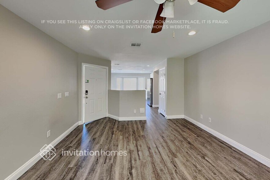 Building Photo - 10437 Wild Bill Ct