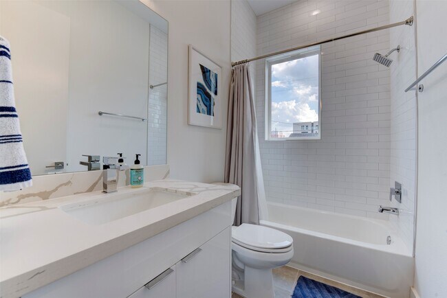 Building Photo - 3517 McIlhenny St