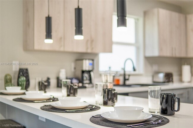 Building Photo - 1035 NW 48th St