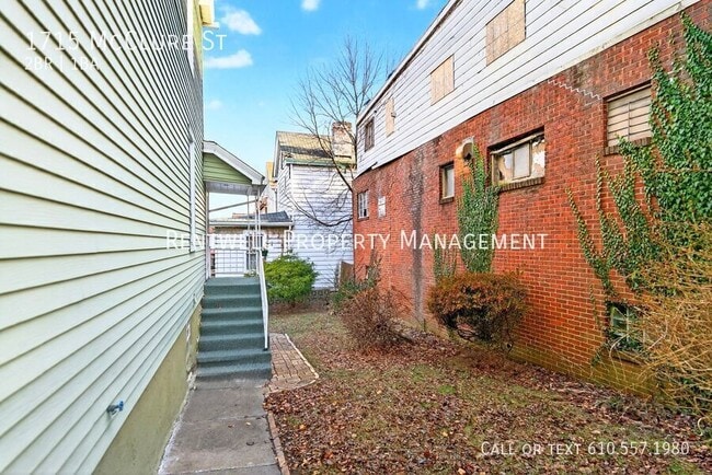 Building Photo - 1715 McClure St