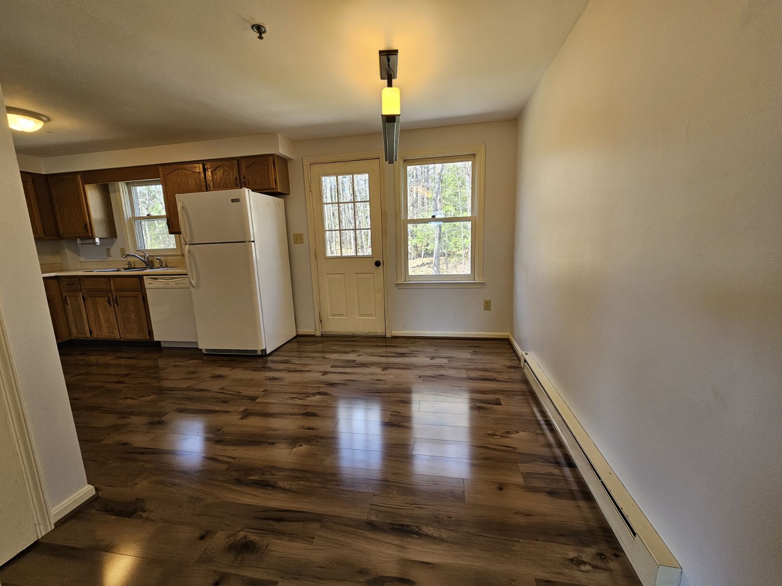 Building Photo - 27 Candlewood Ln