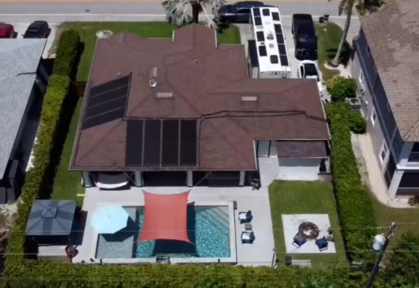 Primary Photo - 10990 Goodwin St