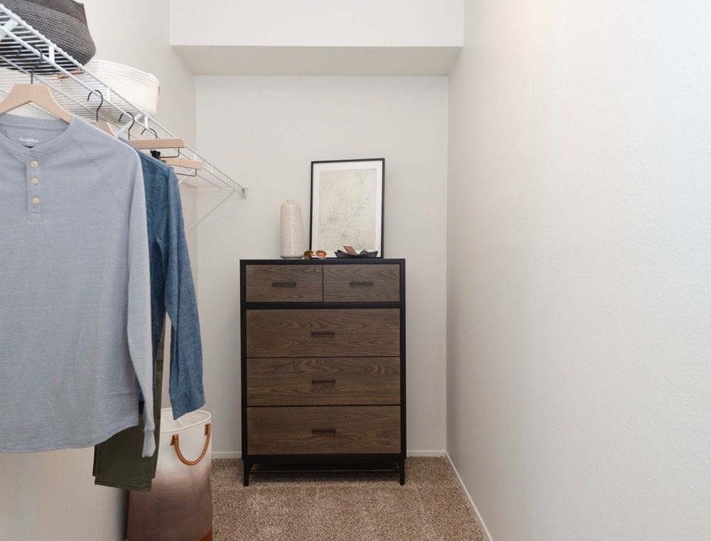 Building Photo - 25339 The Old Rd