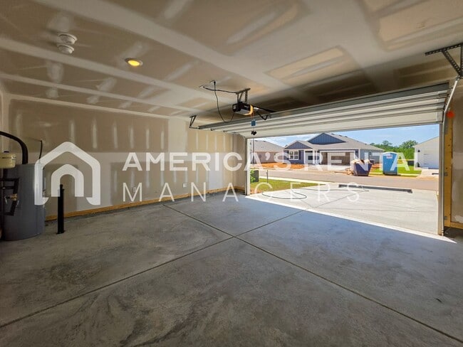 Building Photo - 609 Aberdeen Trce