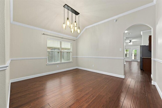 Building Photo - 116 Wolf Creek Way