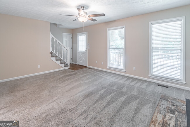Building Photo - 5747 Starboard Ct