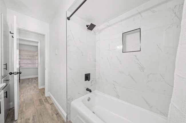 Building Photo - 125 Gramley St