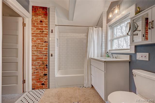 Building Photo - 4563 Winona Ct