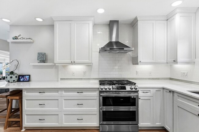 Building Photo - 20 NW 11th St