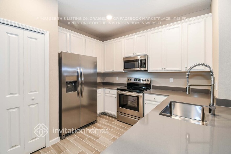 Building Photo - 617 Cherry Ridge Dr