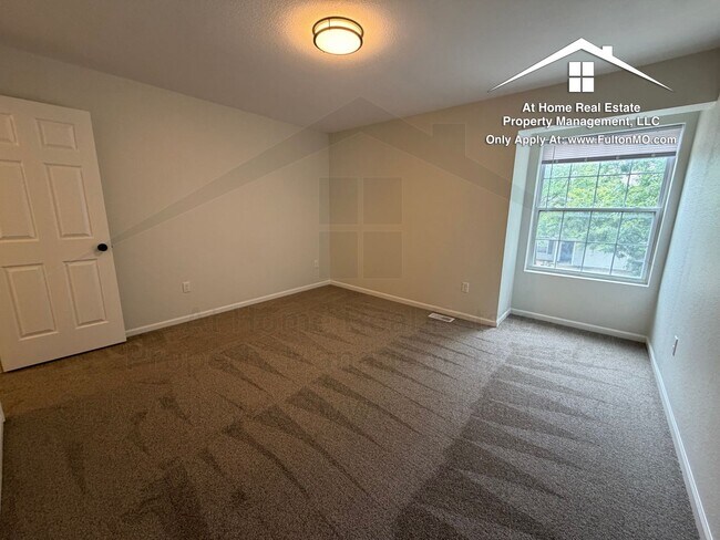 Building Photo - 1011 Greystone Ct