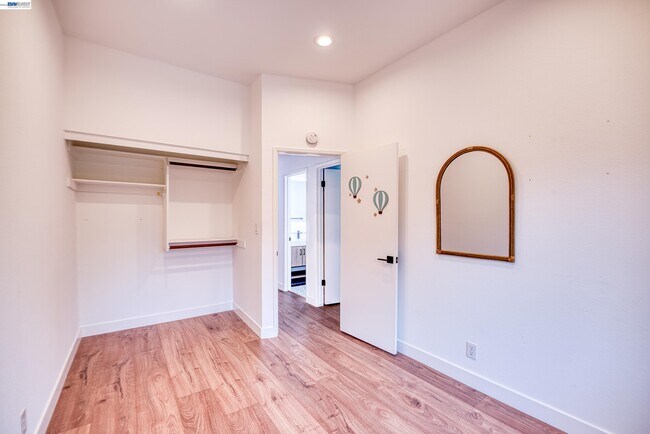 Building Photo - 535 Churchill Downs Ct