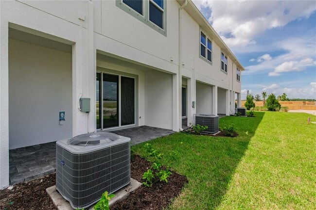 Building Photo - 19309 Blue Pond Dr