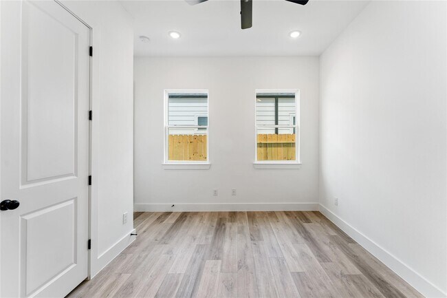 Building Photo - 8506 Wileyvale Rd