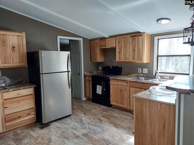 Building Photo - 5827 Platt Springs Rd